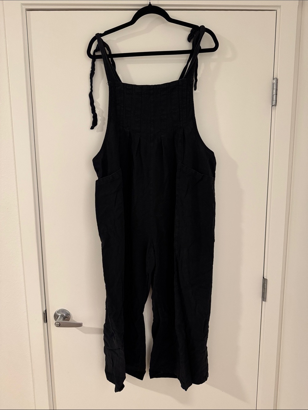 BloomChic Black Tie-Shoulder Linen Jumpsuit